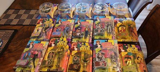 MCFARLANE AUSTIN POWERS ACTION FIGURES 