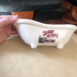 Bobby McGee’s Bathtub 