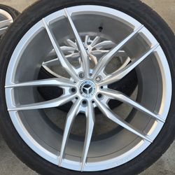 20"new Staggerd Wheels With New Tires For MERCEDES BENZ S400
