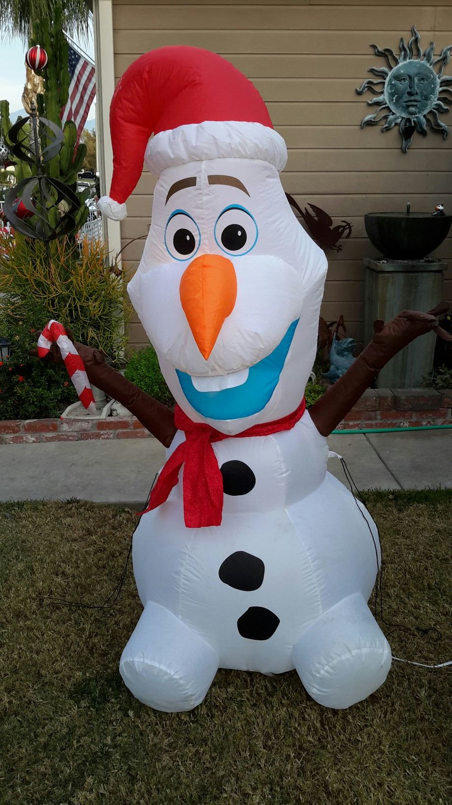 Christmas inflatable.... Olaf 6 ft
