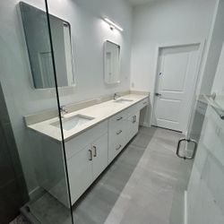 Custom Bathroom Cabinets