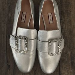 BRAND NEW! BALLY Silver Leather W/ Swarovski Crystal Buckle Detail 
