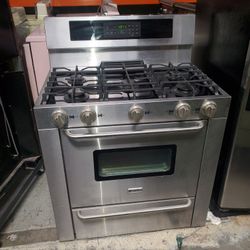 Kenmore Elite Stove