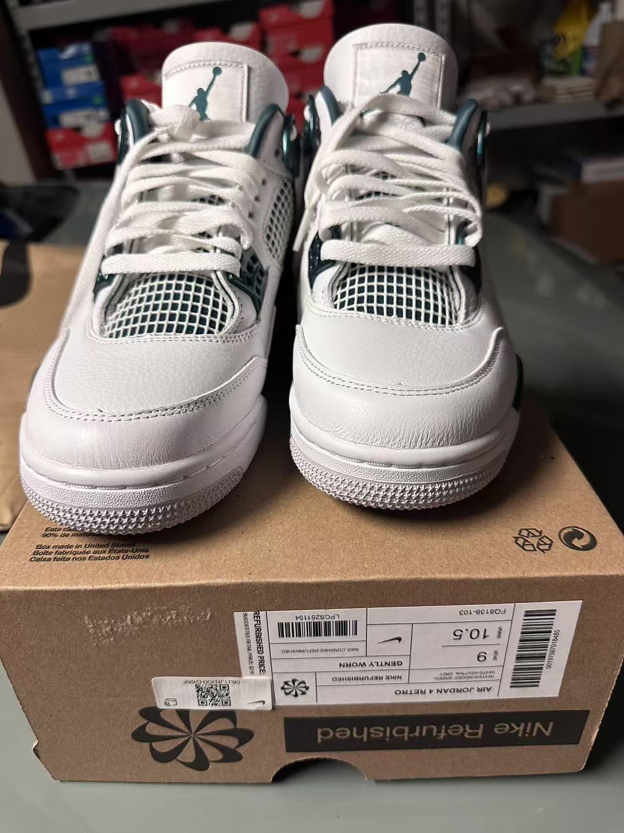 Air Jordan 4