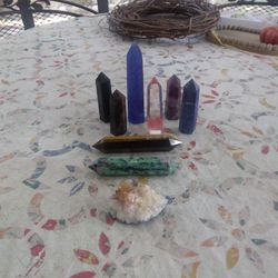 8- Tower Point Crystal's And 1- Citrine Crystal 