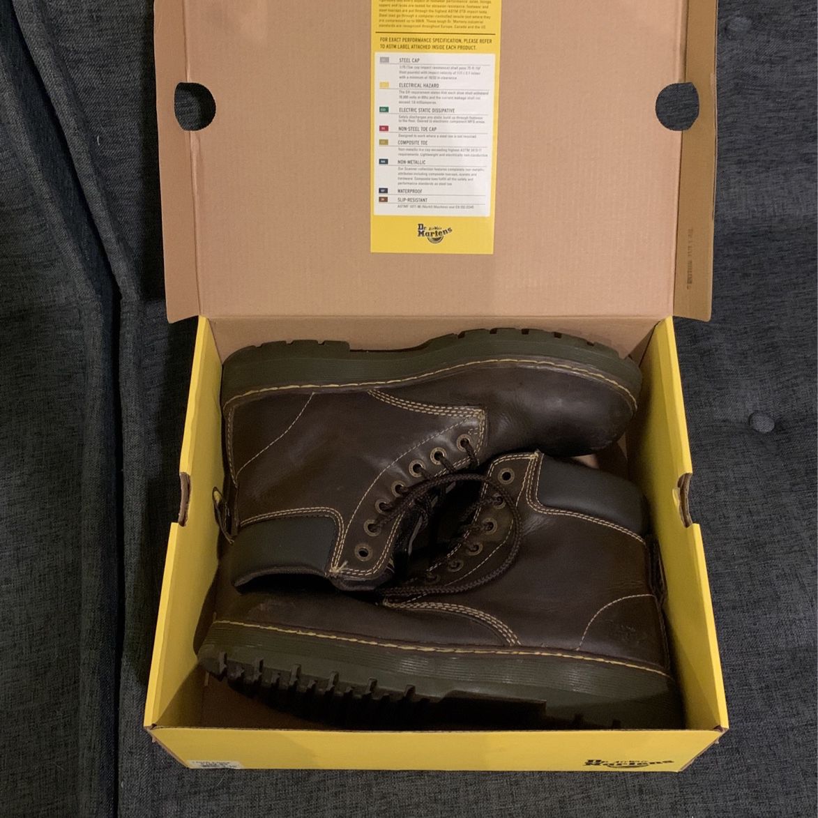 Men’s Dr. Martens Winch Steel Toe Work Boots Size 11