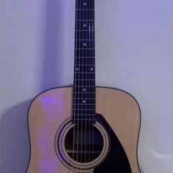 Yamaha Acoustic Guitar