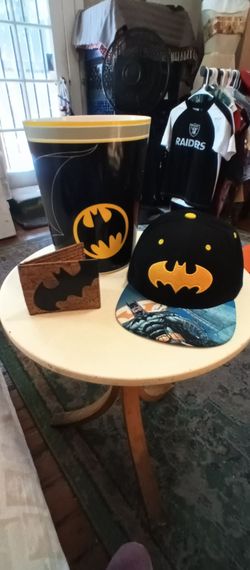 BATMAN BUNDLE GIFT