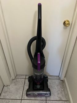 BISSELL VACUUM NEW