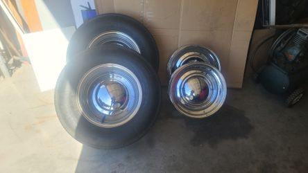 15Inch Crome Rimes 2 With Tires