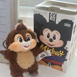 Mickey Family Chip