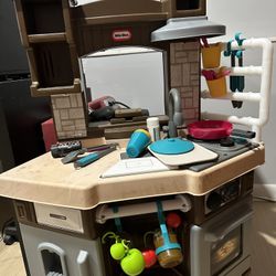 Little tikes cook’n learn smart kitchen