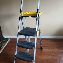 Foldable Ladder