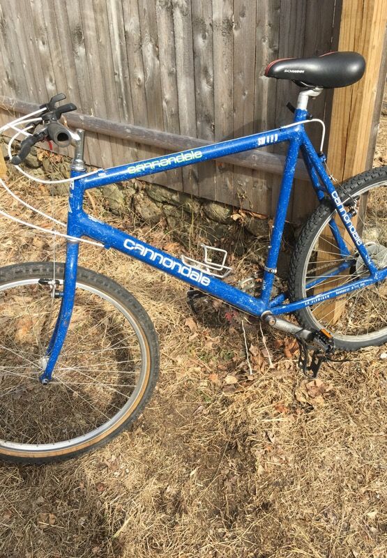 Cannondale sm400 moutain bike