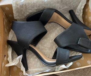 Women’s High Heel Stilettos Name Brand 4 Pair Variety New and Pre-owned