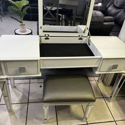 Vanity With Stool
