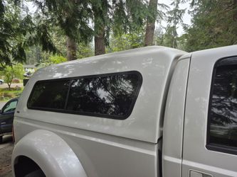 SnugTop Hi-Liner Canopy Truck Topper