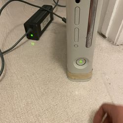 Xbox 360 And Accessories 