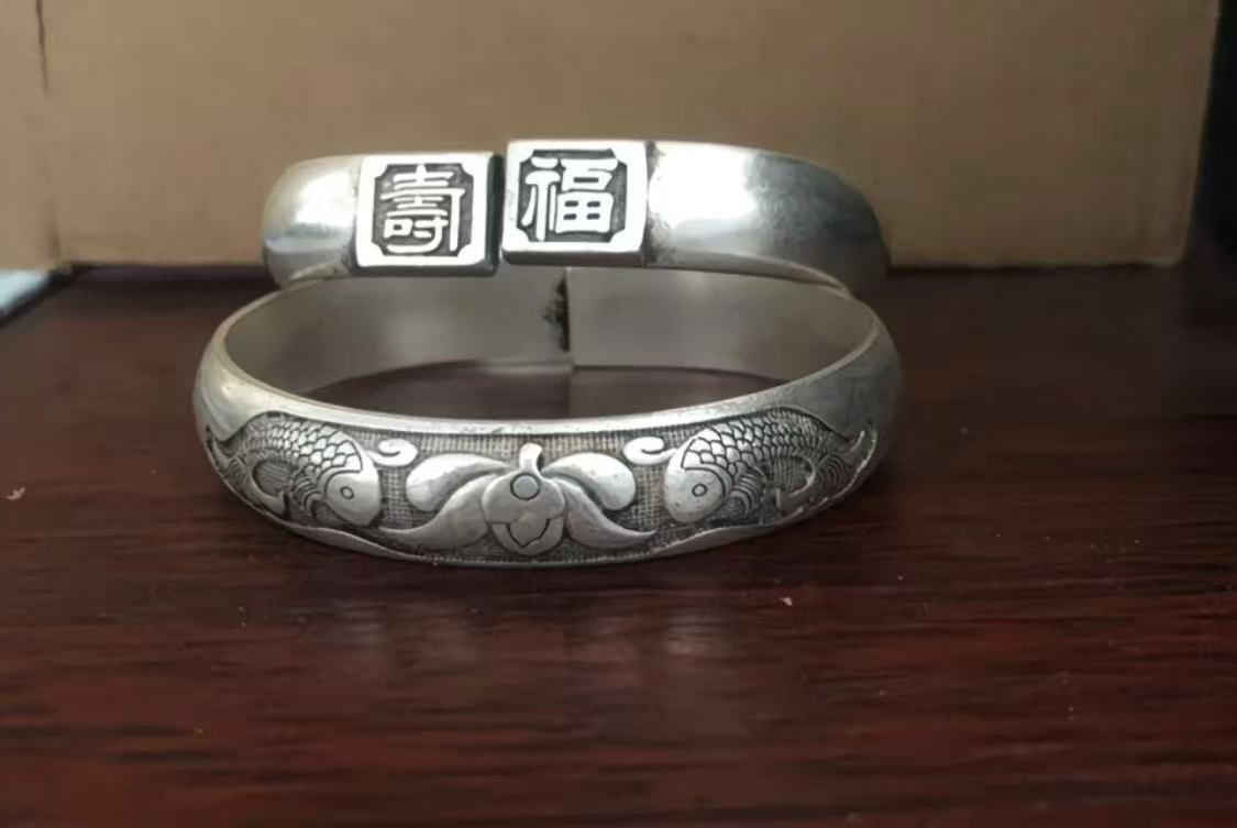 8 inches Japanese classical bracelet。