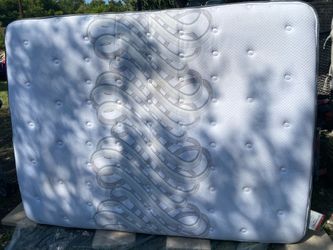 Queen mattress/colchones $70 each available at Desoto