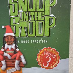 Snoop On The Stoop Elf