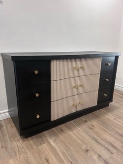 ✨ Modern Fluted 9-Drawer Dresser ✨