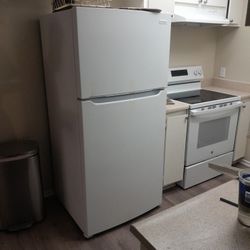 Refrigerator  & Twin Bed Bundle 