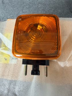 NOS GM 1(contact info removed) Front Turn Signal Lamp Assembly