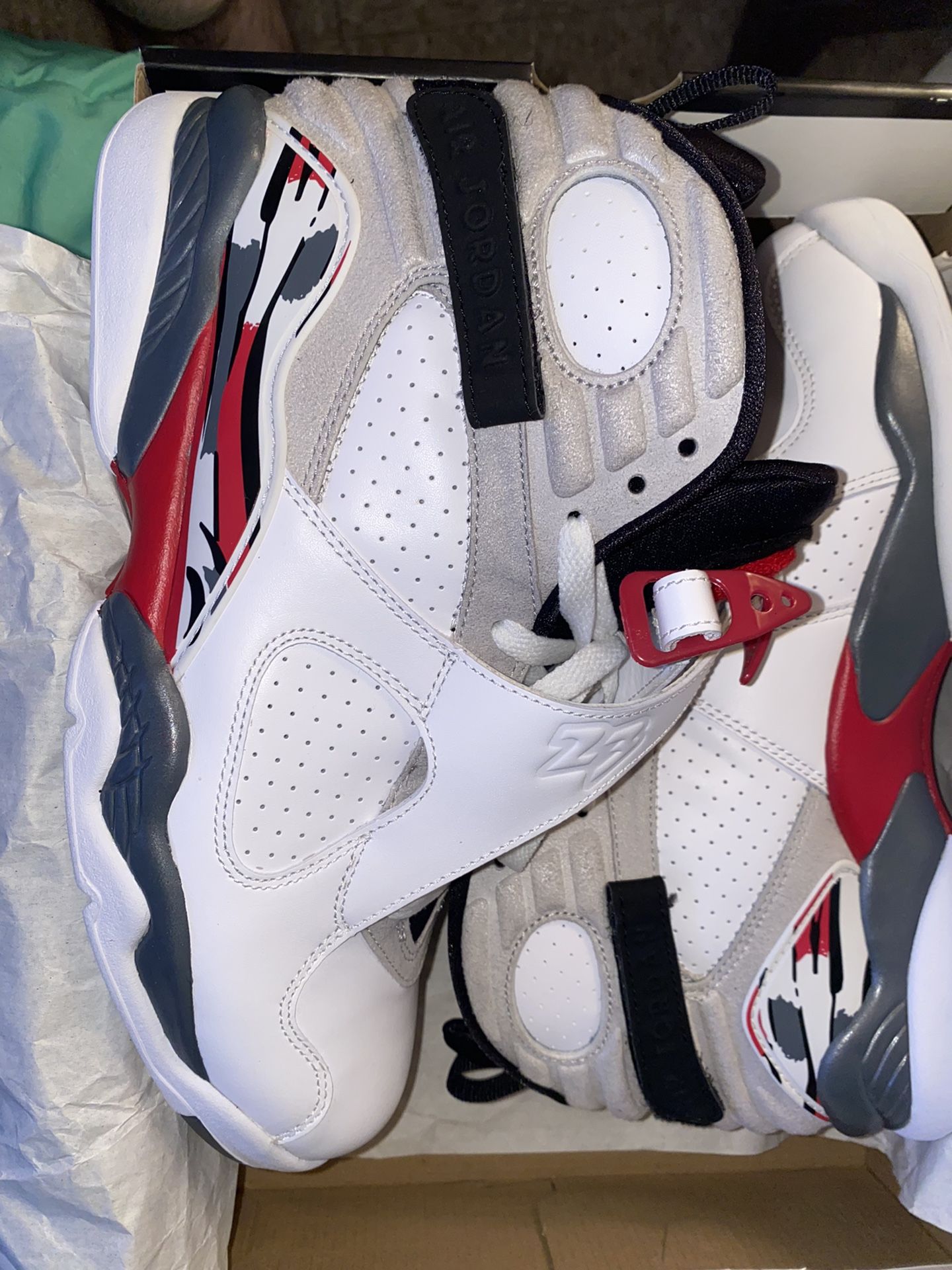 Near Deadstock Jordan 8 VIII “Bugs Bunny” Size 9.5