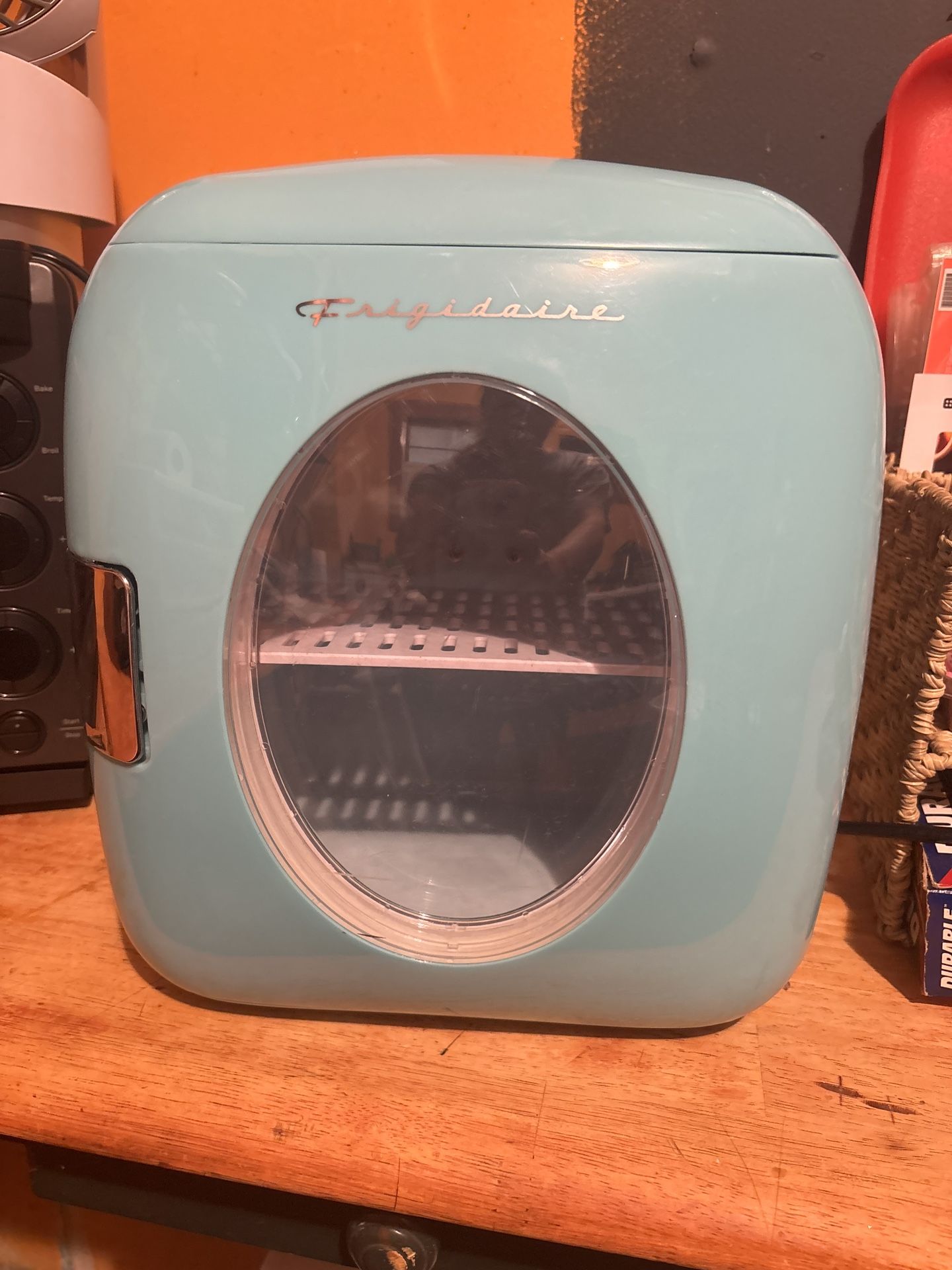 Frigidaire Retro 12-Can Mini Fridge Portable Cooler Warmer Blue Tested
