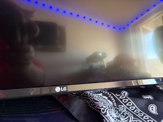 43 inch Smart LG TV