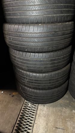 235-55-20 used tires set