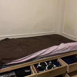 Gothic Bed Twin With Drawers