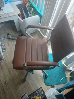 Office chair dark tan/brown leather