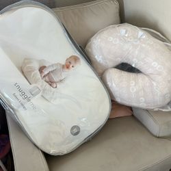 Snuggle Me And Boppy pillow 
