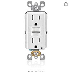 Tamper-proof socket
