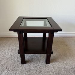 Contemporary End Table 