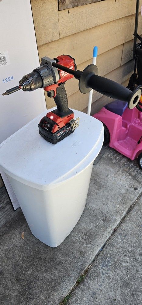 Milwaukee Hammer Drill