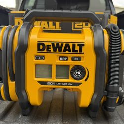 DEWALT 20V MAX Inflator – NEW