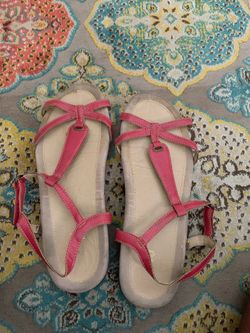 Women sandals size 10