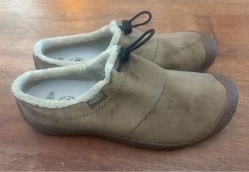 Keen Howser lll Women’s Slide.  Size 11