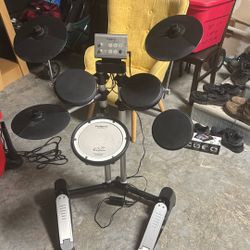 Roland TD-1KV Digital Drums 