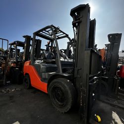 Toyota Forklift Series 8, 6000 Lbs Capacity 