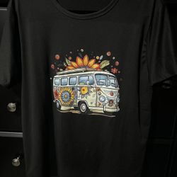New. Women’s Size Large Hippie Van Sunflower Graphic Tee Shirt