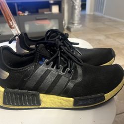 Adidas  NMD_R1 'Black Pulse Yellow'