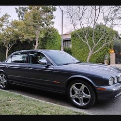 2005 Jaguar Vanden Plas
