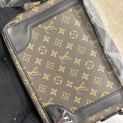 Handbag