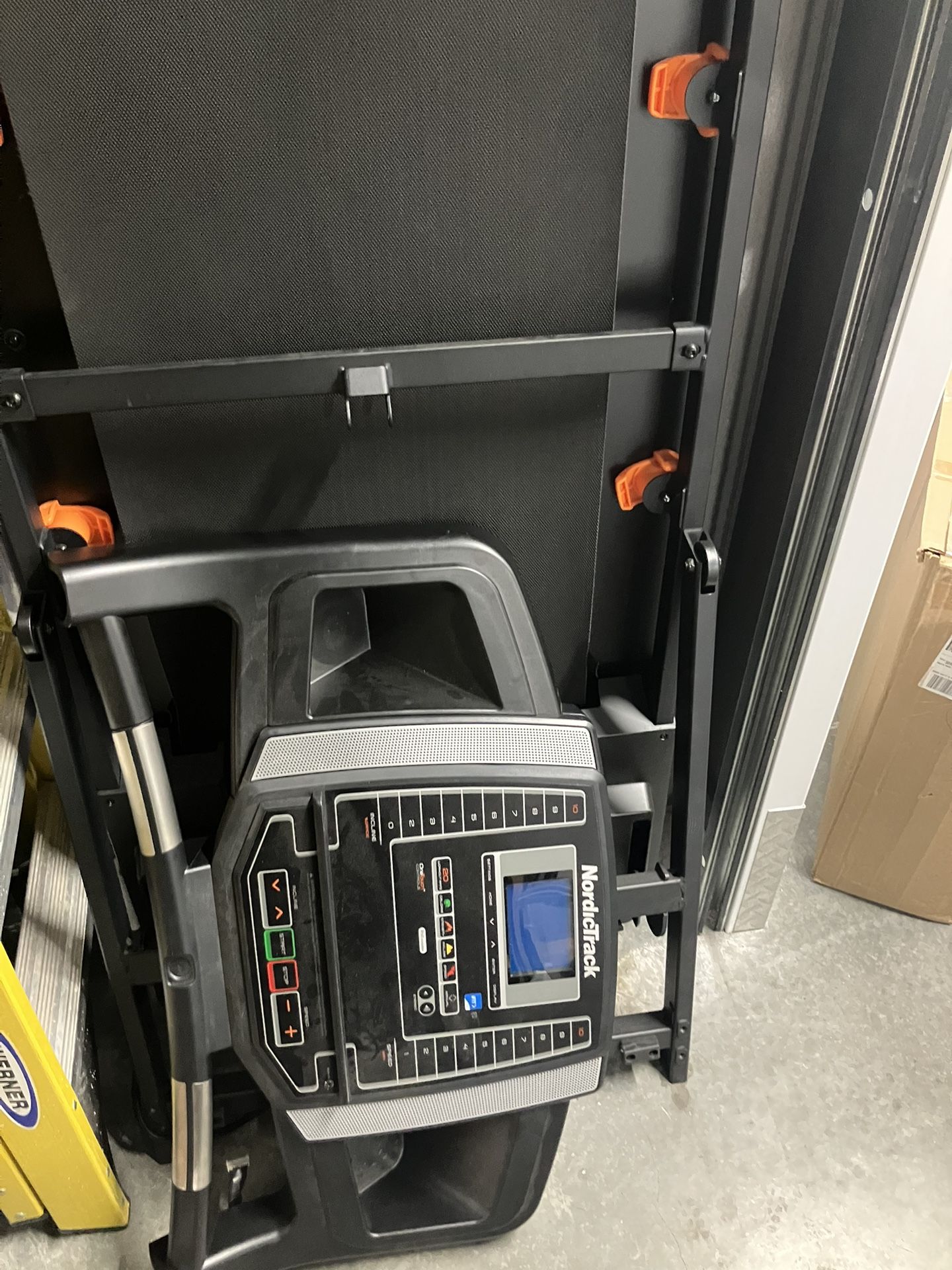 Nordic Track Treadmill With Floor mats