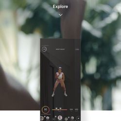 Lululemon studio Mirror