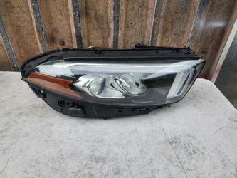 2019-2022 Mercedes-Benz A220 Headlight Passenger Right Side OEM